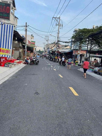 Bán Nhà Cấp 4 ngay Chợ Tân Chánh Hiệp 03 - 5x25- Buôn bán Sầm Uất 9tỷ6