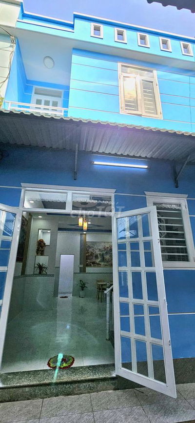 Nhà 5x10 2Pn2wc ngay chợ , đường oto  ,  650tr hổ trợ vay