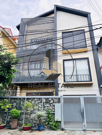 NHÀ ĐƯỜNG NGUYỄN HUY TƯỞNG DIỆN TÍCH: 8X20M TRỆT 2 LẦU CHO THUÊ