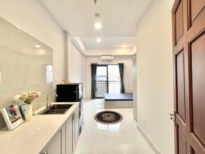 CHDV full nội thất ban công máy giặt riêng cực thoáng ngay Etown TB