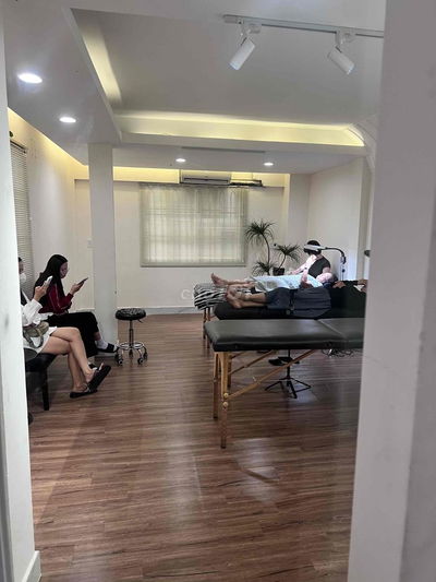 nhà 2 mặt tiền, diện tích 150m/3 tầng, 3 phòng ngủ. 88 Vườn Chuối , P4