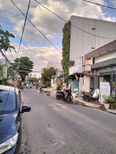 Bán nhà kiệt chỉ sau một nhà mặt tiền đường Ngô Chấn lưu.liên chiểu