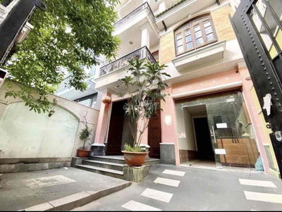 Biệt thự Lương Định Của DTSD 500m2, 7 phòng, 5 toilet