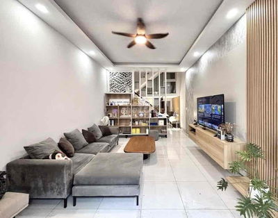 HIẾM TRONG KHU VỰC - NHÀ 3 TẦNG - HẺM ĐS TÂN QUY - 60M2 - TẶNG FULL NT