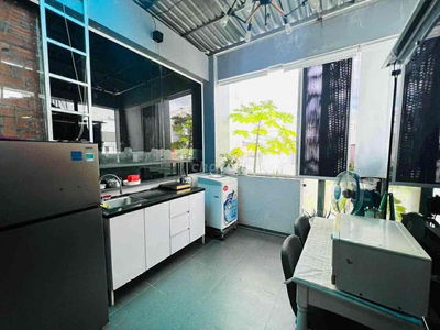 CHUYỂN CÔNG TÁC PASS GẤP CHDV 1PN BALCONY FULL NỘI THẤT NGAY TRƯỜNG SA