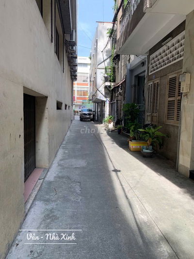 5.x TỶ - GẦN 55M2 SỔ VUÔNG - NHÀ NÁT HOÀ HƯNG Q.10 NGANG 3.5M HẺM 3M