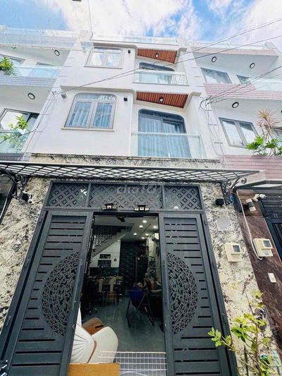 Nhà bán kế mặt tiền Nguyễn Thái Sơn, phường 4, Gò Vấp - 4 lầu mới