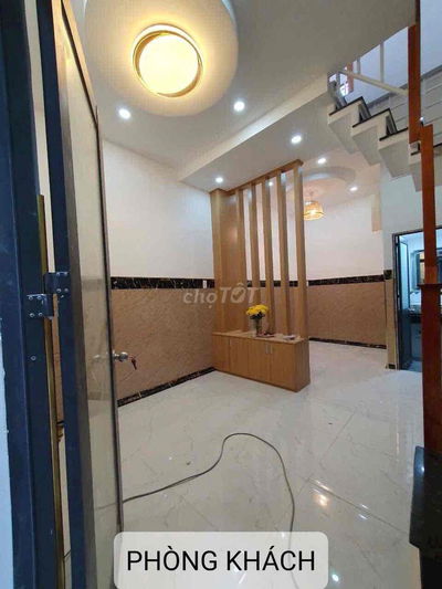 Bán nhà P11 Bình Thạnh 35m2 chỉ 2.75 tyt đang cho thuê