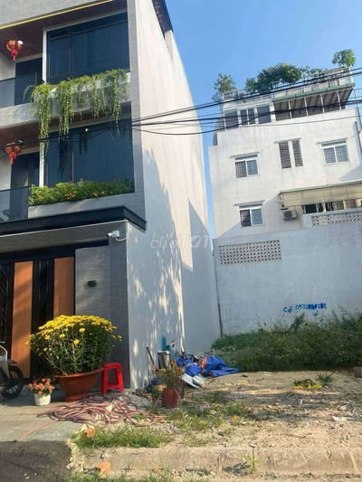 Lô đất đẹp 10m x 16m. View công viên Khu Biệt Thự Phú Nhuận