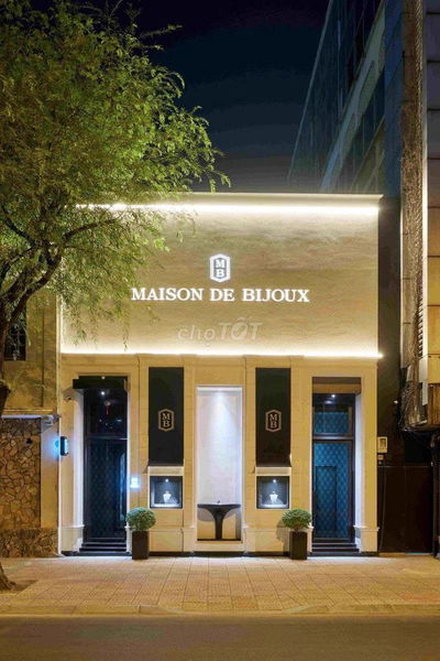 CHO THUÊ NHÀ MẶT TIỀN THI SÁCH QUẬN 1 GẦN TÔN ĐỨC THẮNG