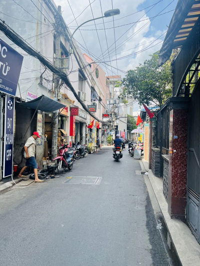 Bán đất Quang Trung , gần công viên Làng Hoa ,  4.2x16m , 4 tỷ