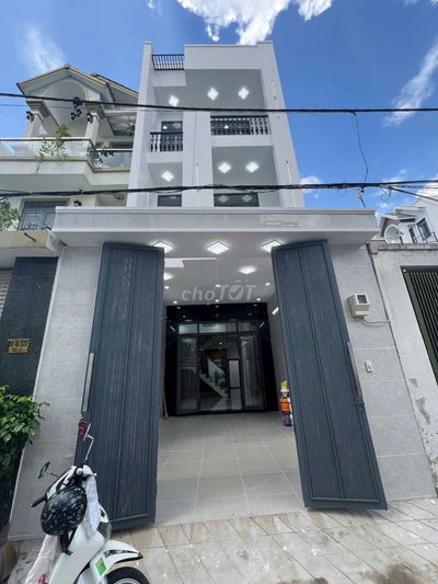 Bán nhà 3 Tầng Đường 160 Lã Xuân Oai , Quận 9 _ DT : 80m _ 4PN