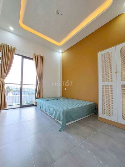 Căn hộ 2 phòng ngủ, 1 phòng bếp full nội thất mới 100%