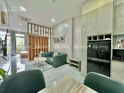 Thuê ngay 1PN ban công 40m2 tại Phan Đăng Lưu gần khu ẩm thực PXL