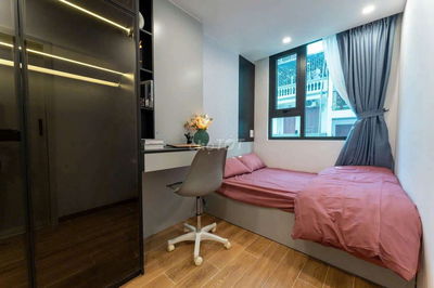 Căn hộ 1 phòng ngủ full nội thất ngay Quận 1 gần công viên Lê Văn Tám