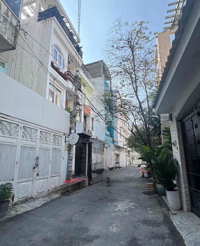 HÀNG HIẾM sát Sân Bay - 4Tầng (5.2 x 19) nở 7m - hẻm Xe Tải 5m