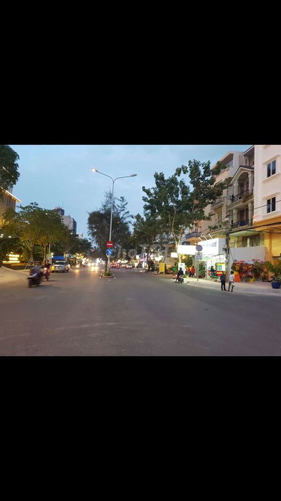 Khách sạn 24p góc 2 mặt tiền đường số 8, kd Trung Sơn