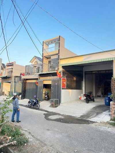 Đất mặt tiền đường nhựa buôn bán kinh doanh