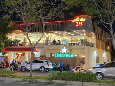 Cho thuê nhà mặt tiền Đường Trường Sơn, Phường 15, Quận 10