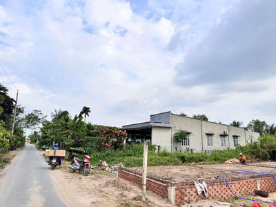 BÁN NHỰA XÓM GÒ CHỢ GÀ ĐỨC LẬP NGAY KCN ĐỨC HOÀ 3