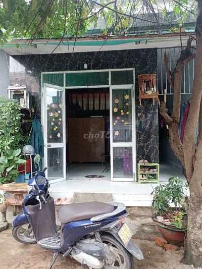 Cần bán đất kèm 4 phòng trọ ở hòa Thọ Tây