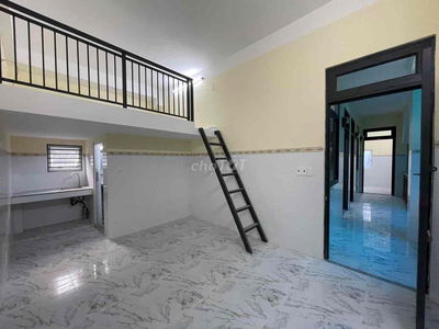 PHÒNG 25-30m2- ngay ĐH GTVT, Gần Lê Văm Việt, Vincome Q9