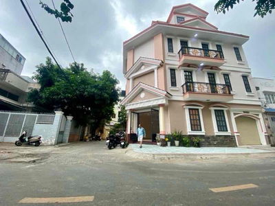 Giá mới : 15.5 tỷ BIỆT THỰ - GÓC 2 MẶT TIỀN ĐƯỜNG 12M CÓ LỀ - TRUNG TÂ