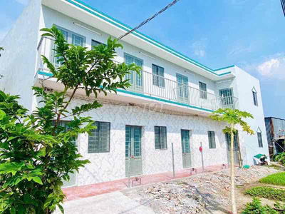 Nhà Mới 1 Lầu Xây Kiên Cố Full Thổ Cư. Đường Xe Hơi Tới Nhà. Giá Rẻ