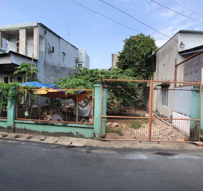 Bán đất mặt tiền đường nhựa 32m DH519 chỉ 350tr