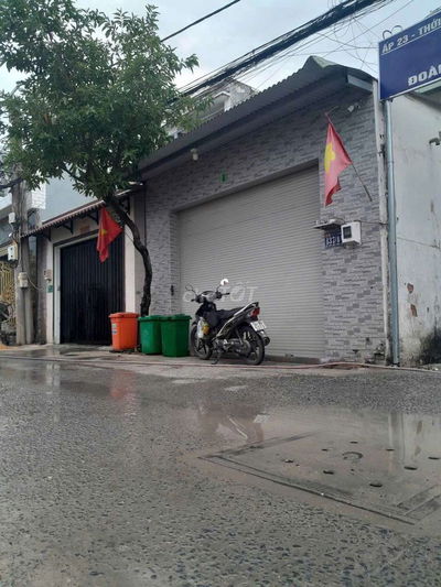 Bán nhà hẻm ôtô 6m thông,DT: 5 x 20,27 cho thuê 12tr/tháng,giáp Q.12