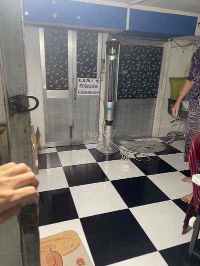 phòng trọ 20m2 tại hẻm Hoàng Văn Thụ, Tân Bình