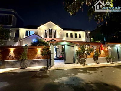 BÁN BIỆT THỰ NHÀ  VƯỜN  2 MĂTH TIỀN  DIỆN TÍCH LỚN Ngang 67M