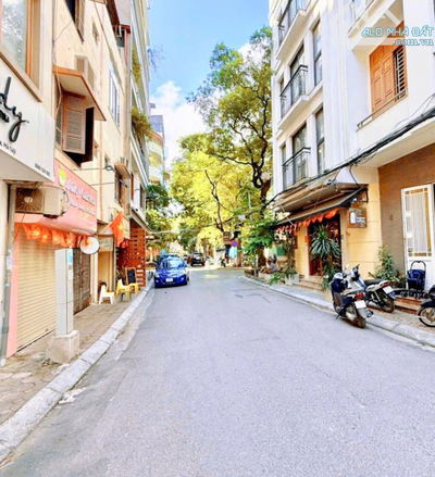 Giảm 2 tỷ nhà ngõ ô tô tránh kinh doanh Vĩnh Phúc Ba Đình, xây mới thang máy, 2 mặt thoáng