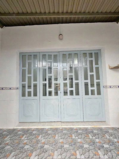 Bán căn nhà ngay Chợ Trảng Bàng, 100m2 SHR, Đường nhựa oto, chỉ 950TR