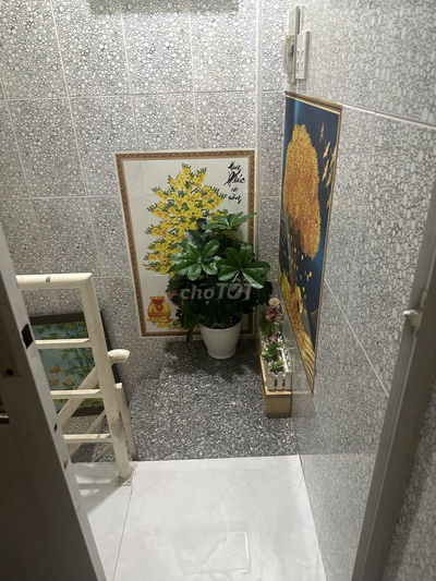 Nhà  bán giấy tờ tay