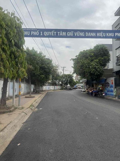 Bán lô đất Quận 9 DT 112m2 sổ hồng 3,7 tỷ