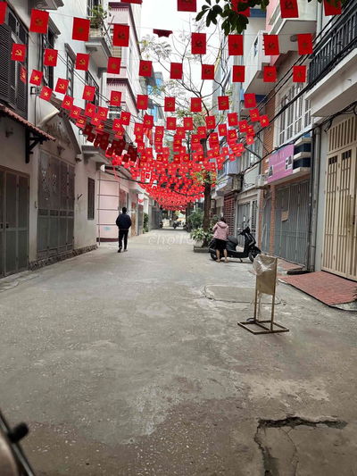 đất thổ cư  60m Phạm Văn Đồng - Cầu Vượt Mai Dịch  : hơn 12 tỷ