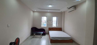 CHO THUÊ TRONG VILLA SÂN VƯỜN Q7