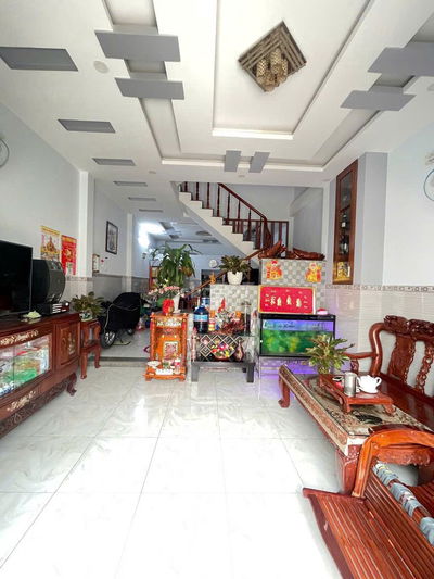 BÁN NHÀ MẶT TIỀN ĐƯỜNG HƯƠNG LỘ 3. DT 86M2.3 TẦNG -GIÁ CHỈ HƠN 5 TỶ