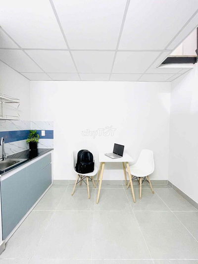 PHÒNG 1 TRỆT 1 LẦU GÁC CAO KHÔNG ĐỤNG ĐẦU