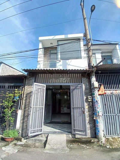 Bán nhà 2/ ngắn vĩnh lộc 3pn,2w , phòng khách rộng DT: 4*15m 1T+ lầu