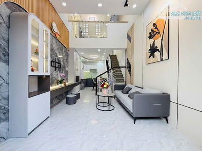 Bán nhà 2 tầng, 48m2 ngay Lê Văn Sỹ, Quận 3. Giá: 3 Tỷ 090. Hẻm 1/ 4.5m, sổ hồng riêng
