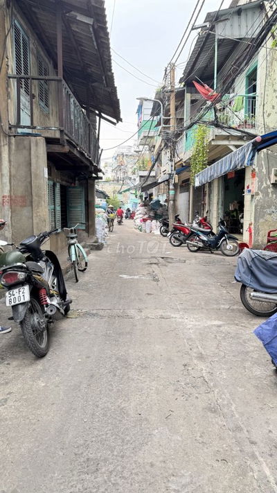 Âu Cơ P5 Q11. 30m2 2 tầng, hẻm oto thông. 5 tỷ