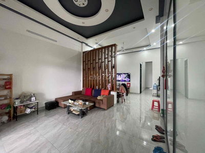 Nhà Nguyễn Tri Phương - Bảo Lộc - DT: 217m2 sẵn thổ cư