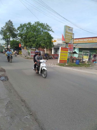 Nhà mặt tiền đường lã xuân oai, long trường quận 9, thủ đức