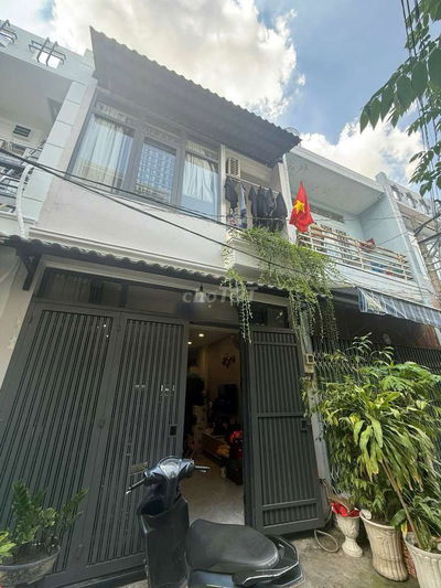 ♻ Hiếm 💵Chỉ 3.xty - Nhà 2 Mặt Hẻm - Xe Hơi Tới Nhà- 32m2-Khu Dân Trí