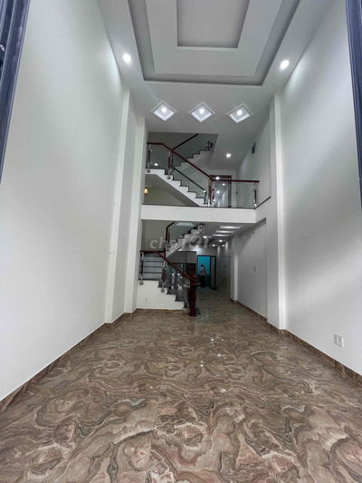 nhà cho thue làm vp vty ,,