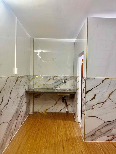 Phòng mới đẹp – có gác – máy lạnh – đối diện Mega Market – Giá tốt