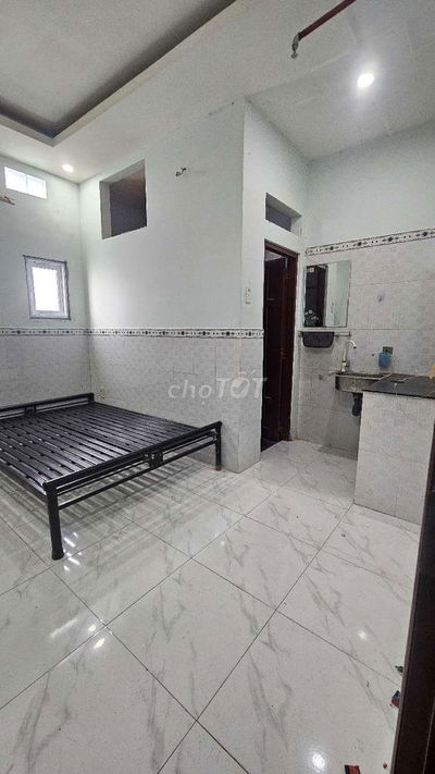 Phòng Sạch Đẹp ngay ngã tư 4 xã Phan Anh