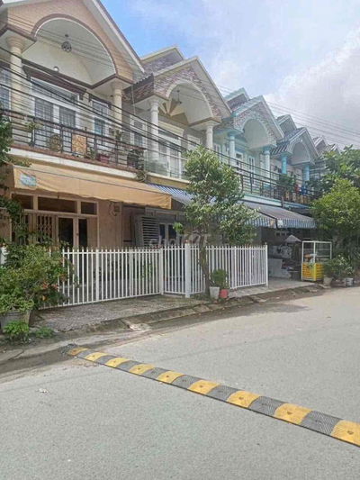 NHÀ 1 LẦU 108M HOÀN CÔNG BÌNH HÒA NGAY KCX LINH TRUNG 2